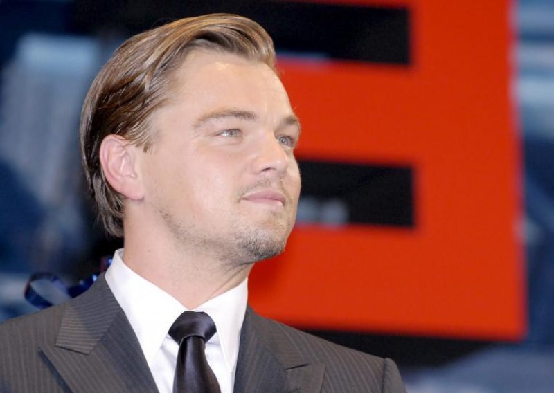 Leo DiCaprio prekinuo s Viktorijinom anđelicom