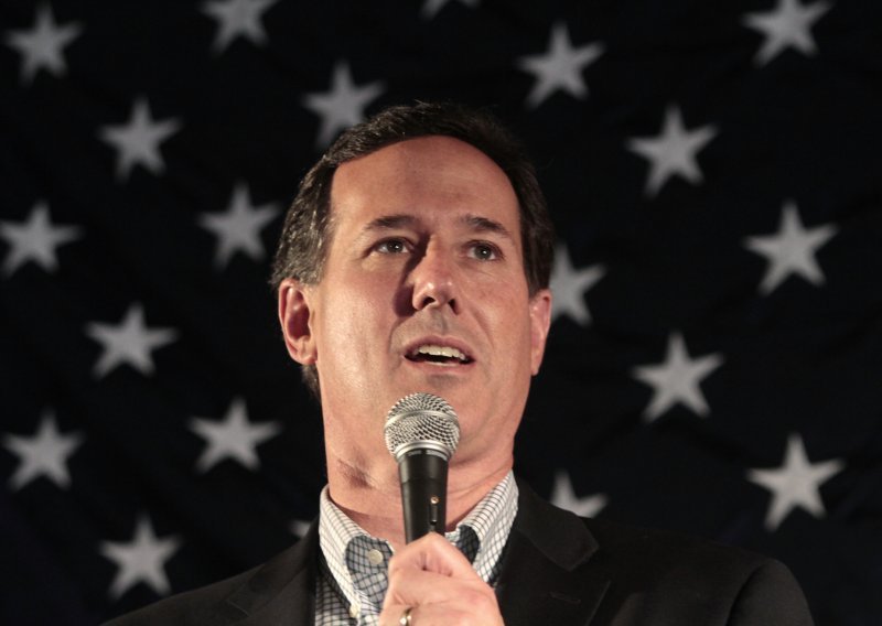 Santorum podržao Romneyja