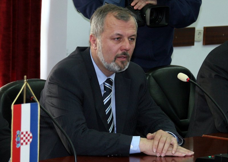 Ante Sanader ostaje župan i ne ide u Sabor