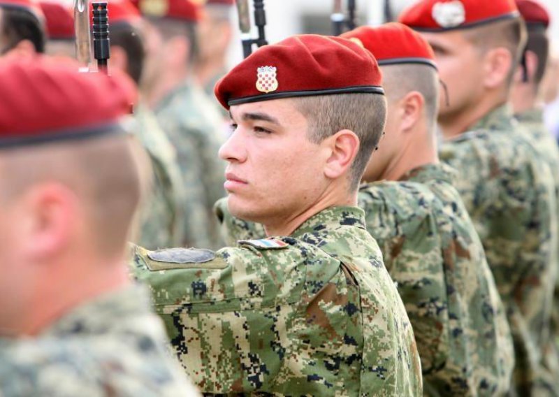 Gotovina i Markač počasni članovi 4. gardijske brigade
