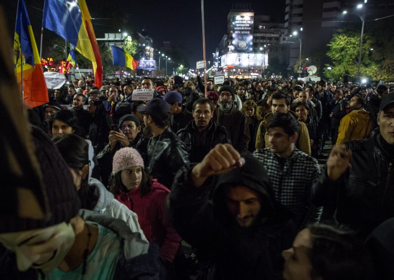Više od 250.000 Rumunja na protukorupcijskom prosvjedu