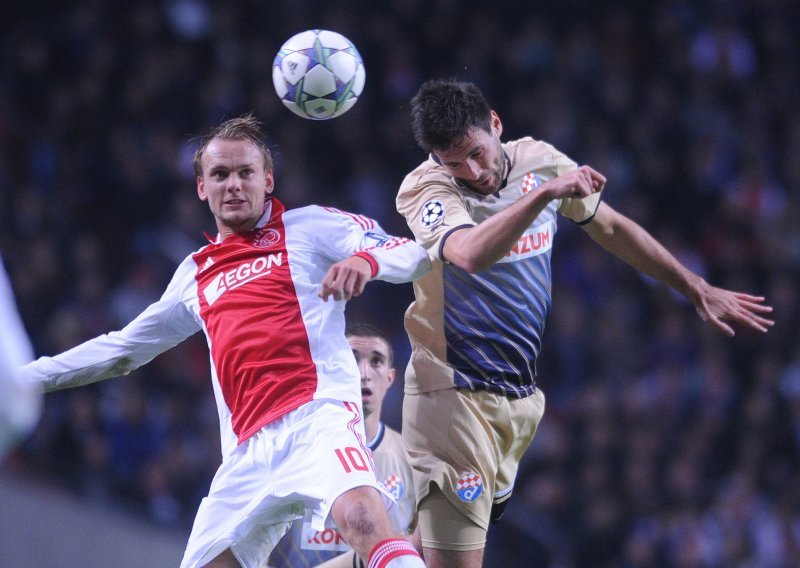 Ajax protiv Lyona bez De Jonga