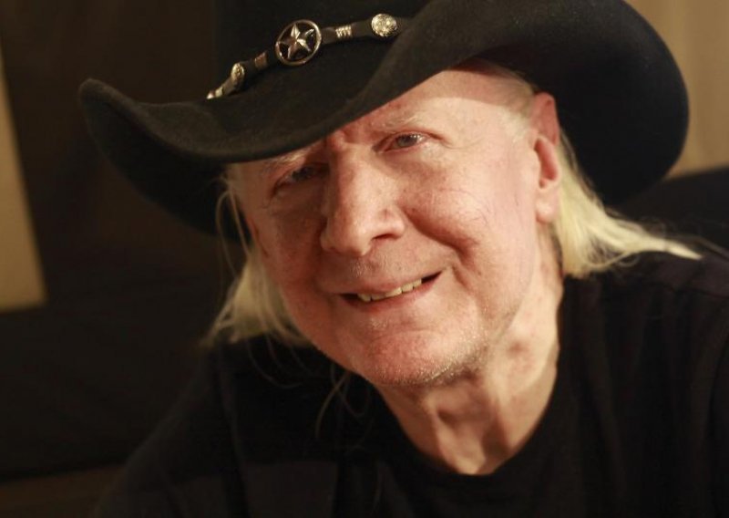 Preminula teksaška blues legenda Johnny Winter