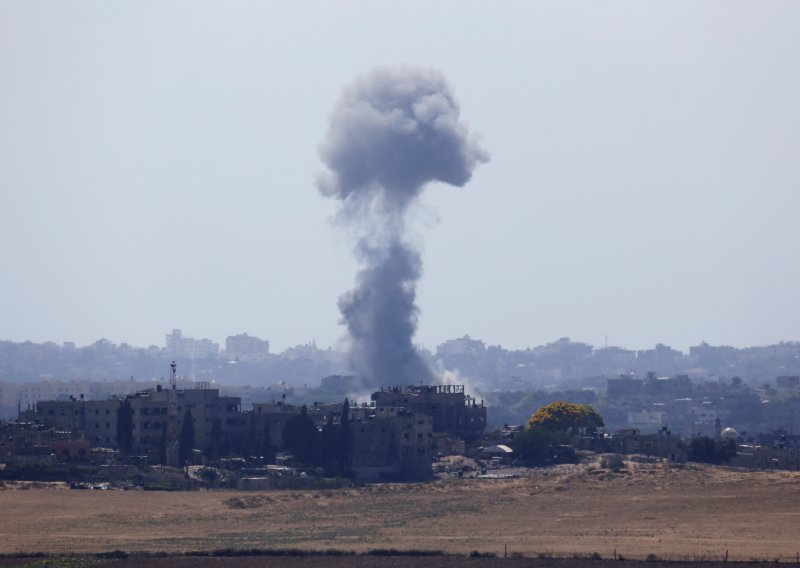 Izraelski zrakoplovi bombardirali Gazu nakon raketnih napada