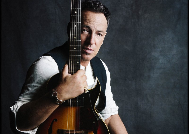 Pogledajte Springsteena kako obrađuje Van Halen