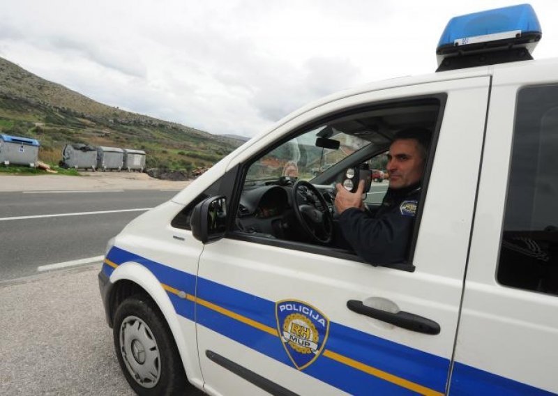 Dalmatinom vozio čak 117 km/h brže od dozvoljene brzine