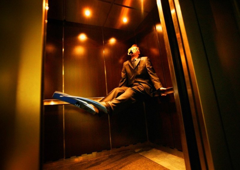 Ovo su puno bizarnije priče iz liftova od Solange i Jay Z-ja