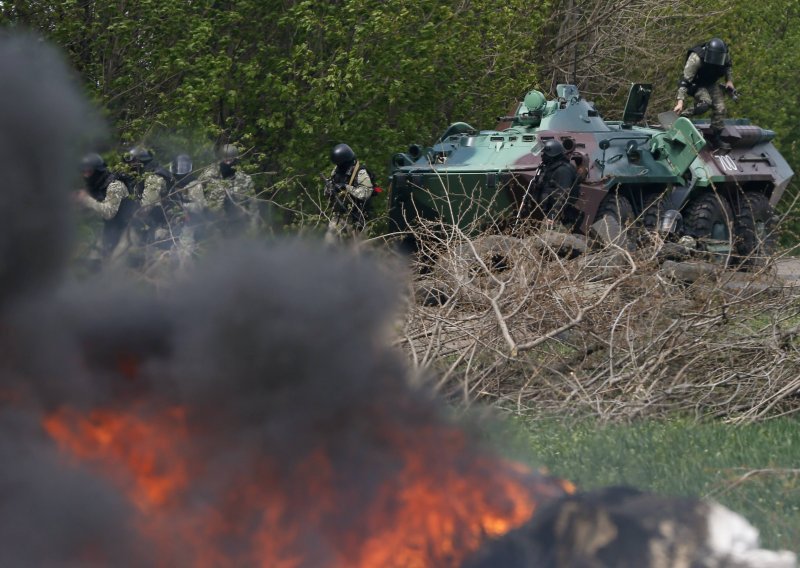 Separatisti srušili dva ukrajinska helikoptera!