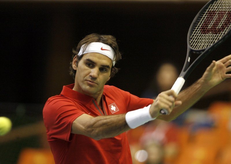 Bilo je gusto, ali je Federer 'načeo' Srbe u Novom Sadu