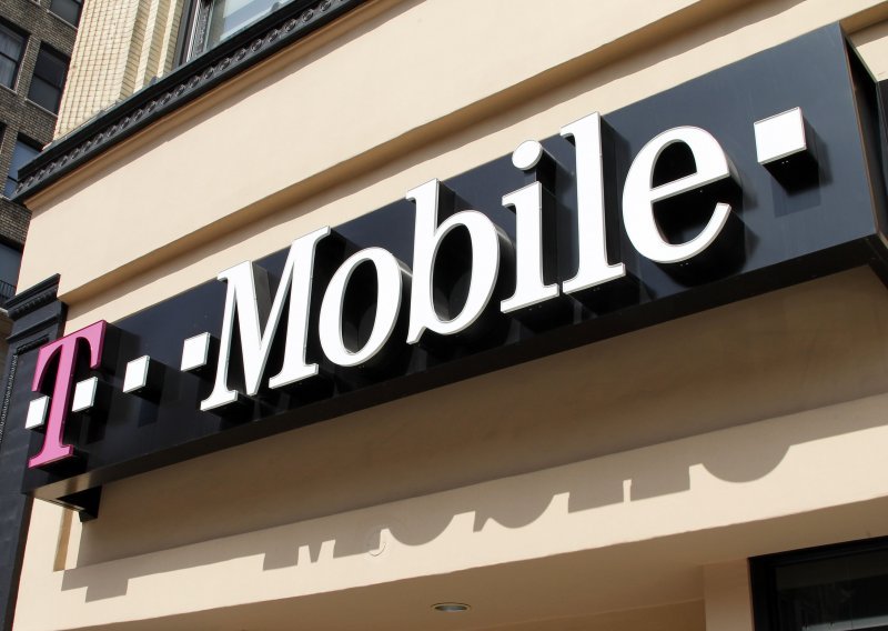 SoftBank želi preuzeti T-Mobile za 20 milijardi eura