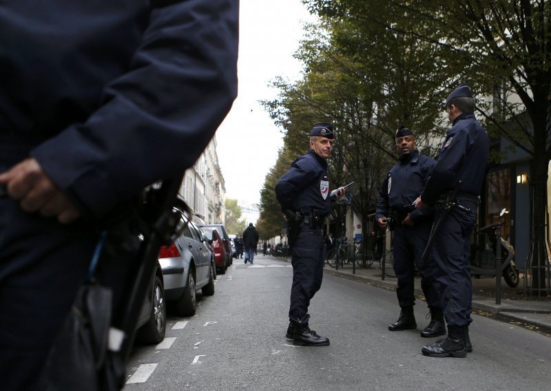 Francuska: Majka zadavila troje djece
