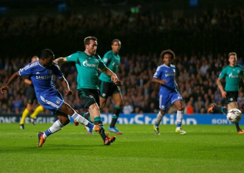 Smiješan gol Eto'oa, Chelsea razbio Schalke!