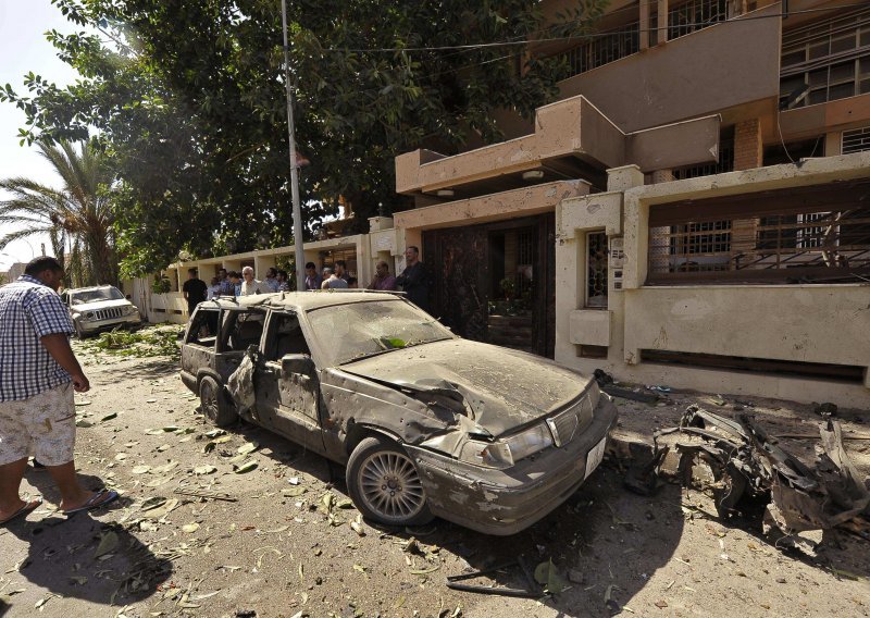 Auto-bomba eksplodirala ispred švedskog konzulata u Bengaziju