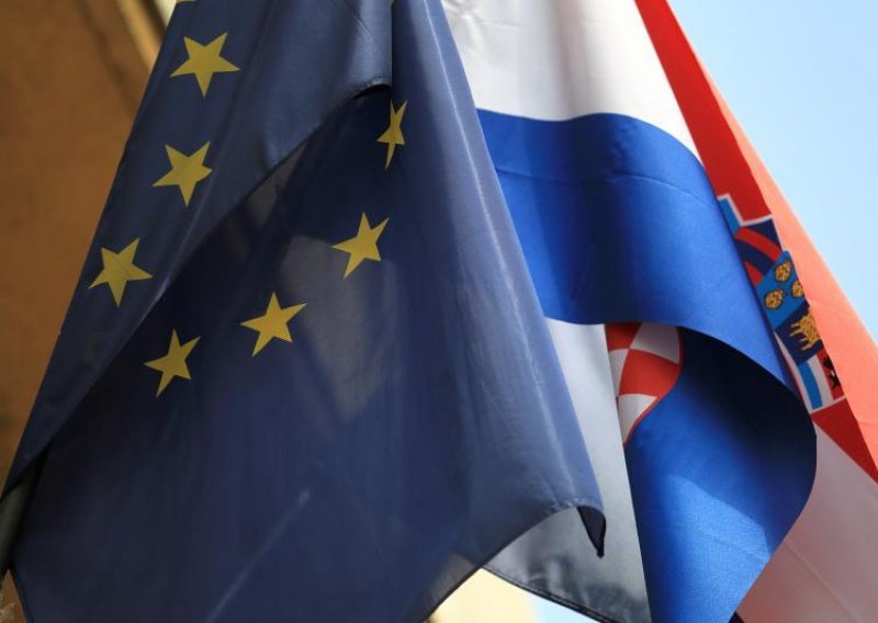 Czech parlt's upper chamber ratifies Croatia-EU treaty