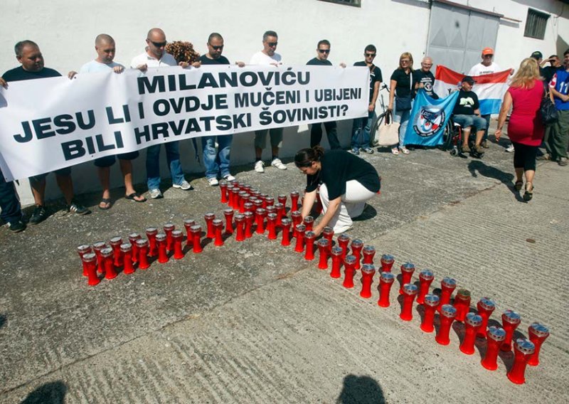 'Ćirilica je Vukovarcima simbol da s njihovom patnjom nitko ne suosjeća'
