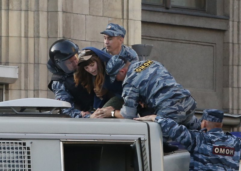 U Moskvi privedeno više od 200 prosvjednika