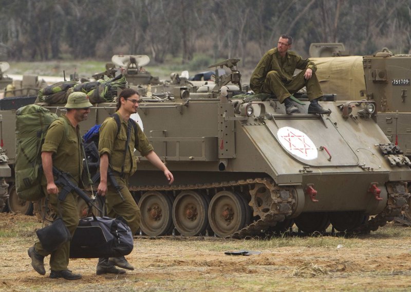 Izrael grupira snage na granici sa Srijom