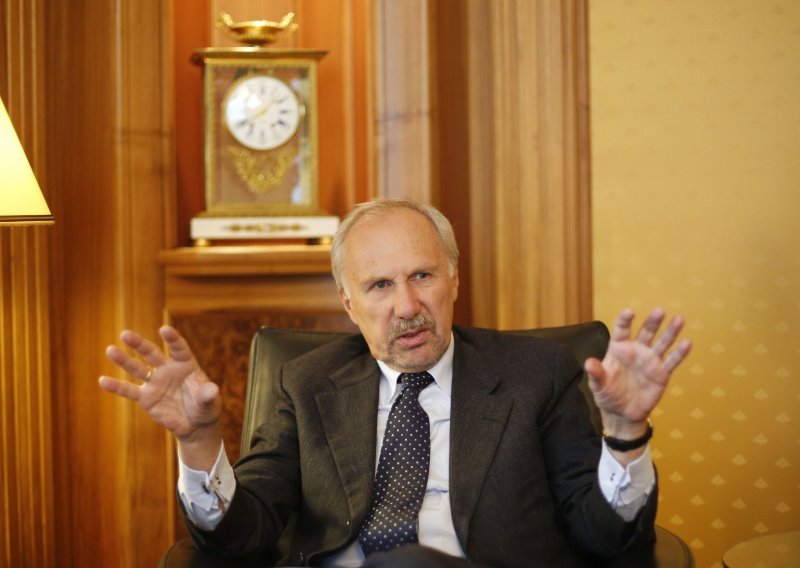 Austrijska središnja banka suspendirala zamjenika guvernera
