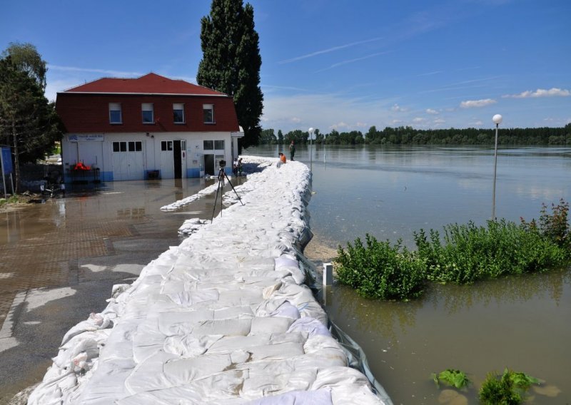 Vukovarci očekuju vodeni val, sve pod nadzorom