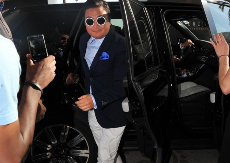 Lažni reper Psy prevario slavne u Cannesu