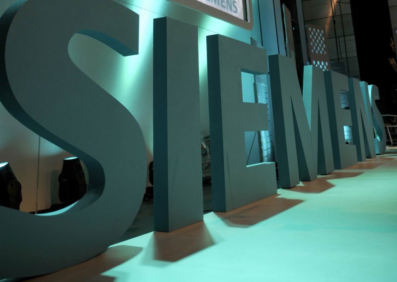 Siemens smanjuje poslovanje u Iranu zbog američkih sankcija