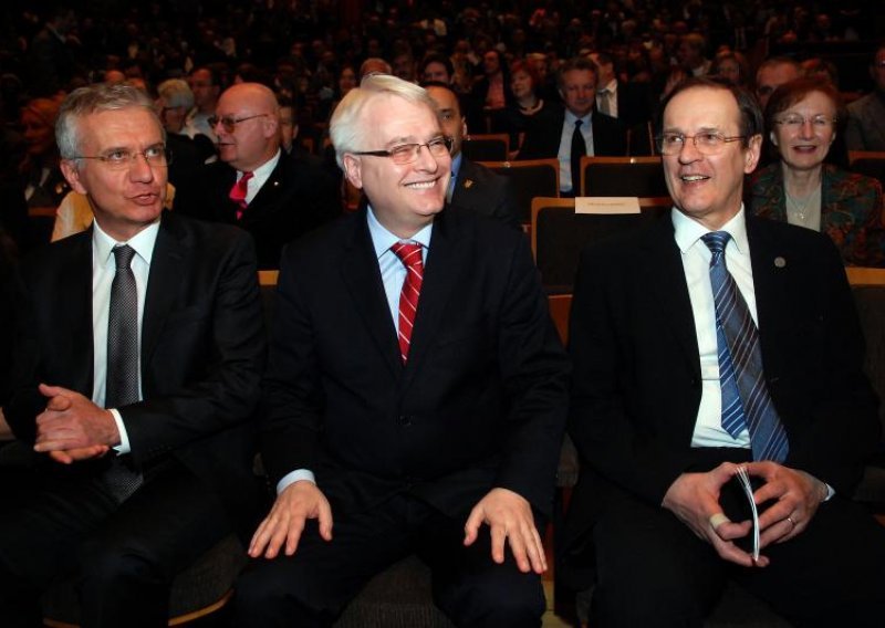 Rektor Bjeliš više neće moći imati plaću veću od Josipovića