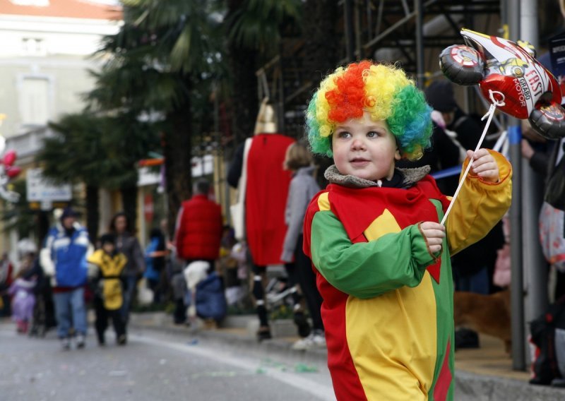Dječja karnevalska povorka 9. veljače na Korzu