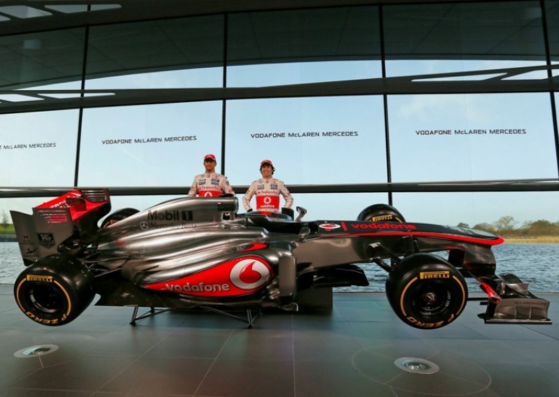 Svijet upoznao McLaren MP4-28: 'Sve ispod površine je novo!'