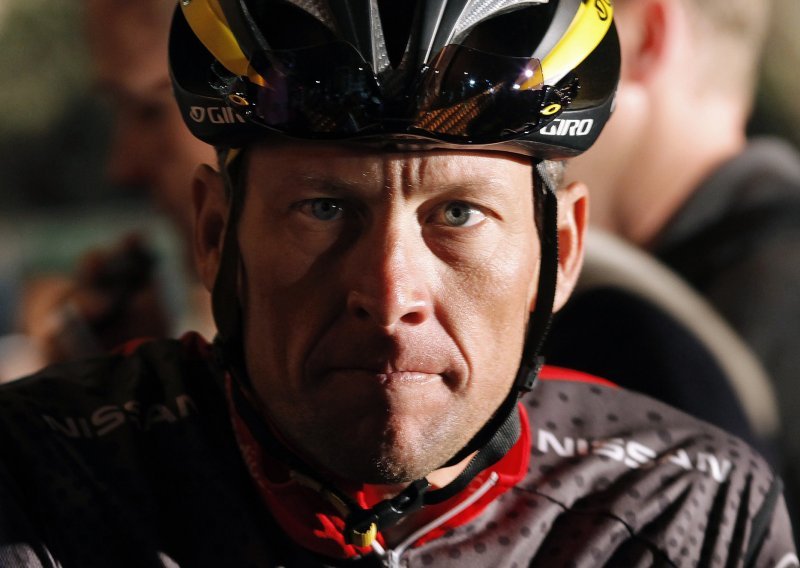 Armstrongov put: Kako je heroj postao varalica!