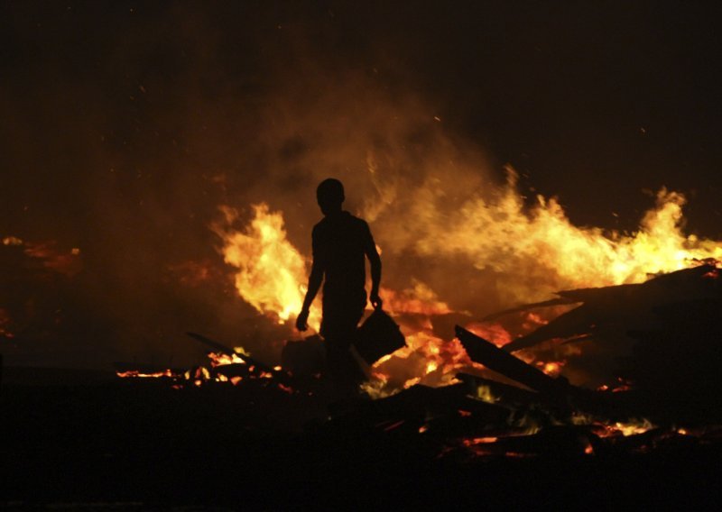 U manje od 24 sata pet požara, policija sumnja na piromana