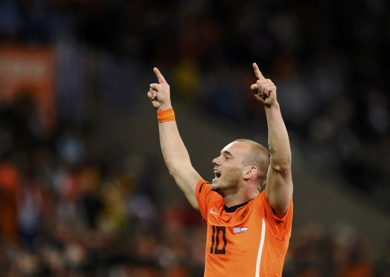 Hoće li Sneijderu biti dosta šest milijuna eura godišnje?