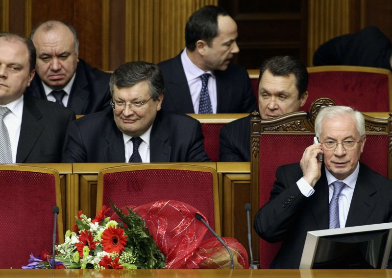 Ukrajinska vlada podnijela ostavku