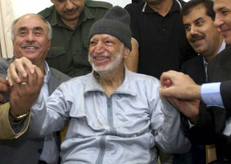 Ekshumirani i pokopani posmrtni ostaci Jasera Arafata