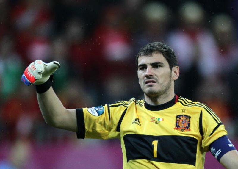 Casillas 'napada' i petu titulu najboljeg golmana