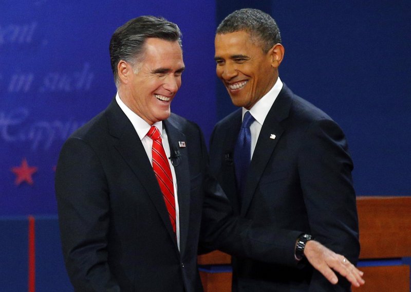Obama: Nisam bio na pozornici s Romneyem!