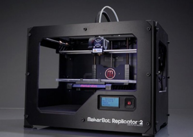 Replicator 2 je poluprofesionalni 3D printer