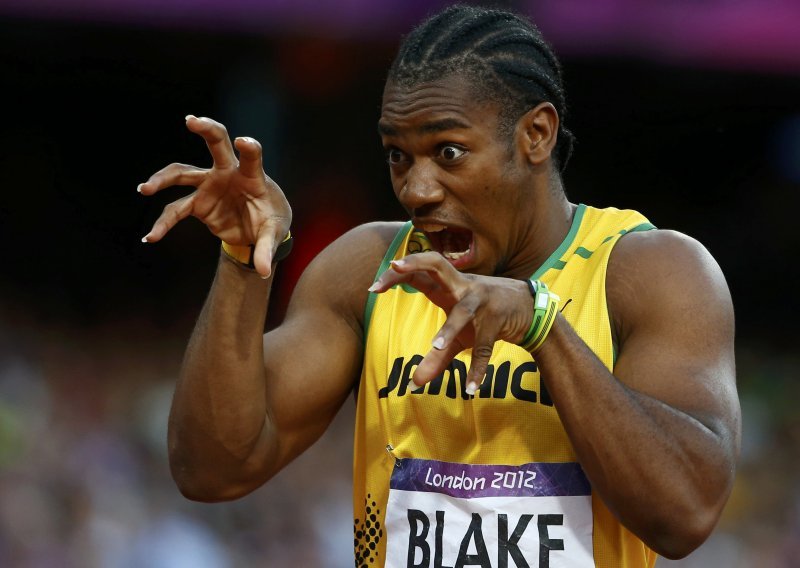 Bolt i Blake lakoćom u finale na 200 m
