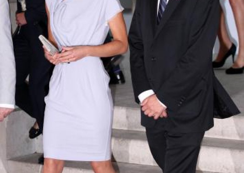 Čedna haljina i još čednija frizura Kate Middleton