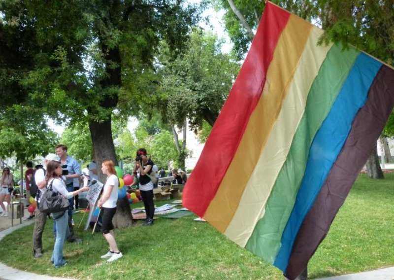 Split gay pride parade begins