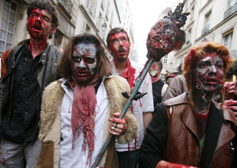 Clive Barker priprema film 'Zombiji protiv gladijatora'