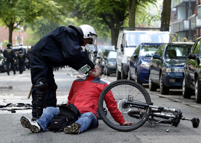 U žestokim sukobima u Hamburgu 40 ozlijeđenih