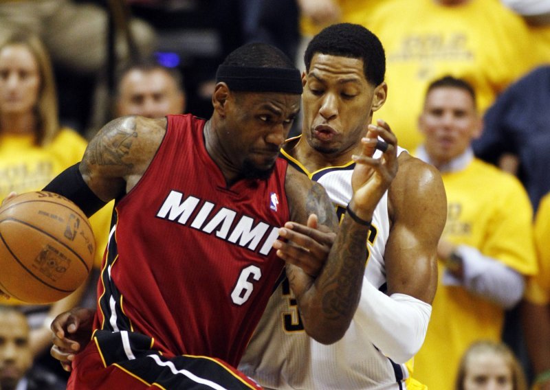 Miami poražen, Wade se sukobio s trenerom