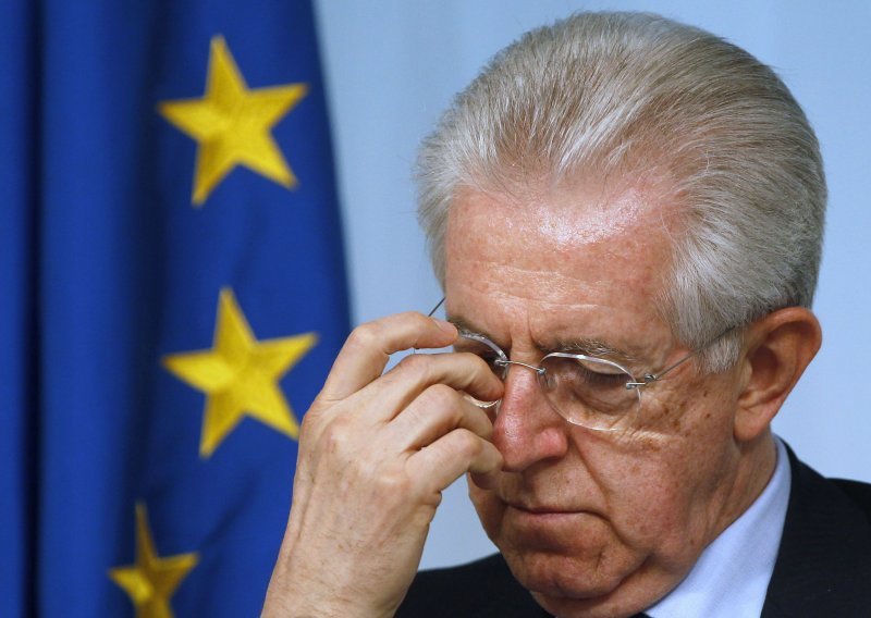 Talijanski premijer Mario Monti podnio ostavku