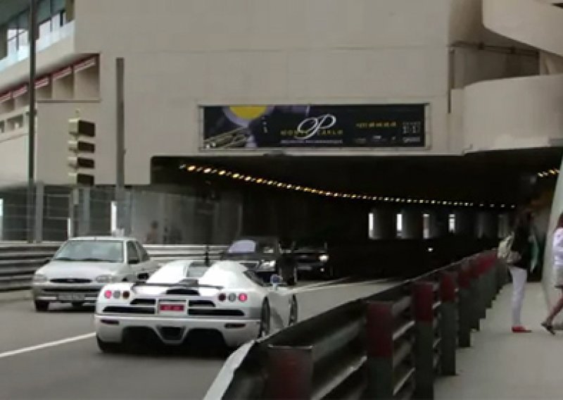 Pogledajte kako Koenigsegg nasmrt plaši žene