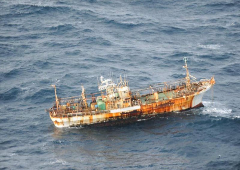 Hrvatski pomorac nestao s broda kod Singapura
