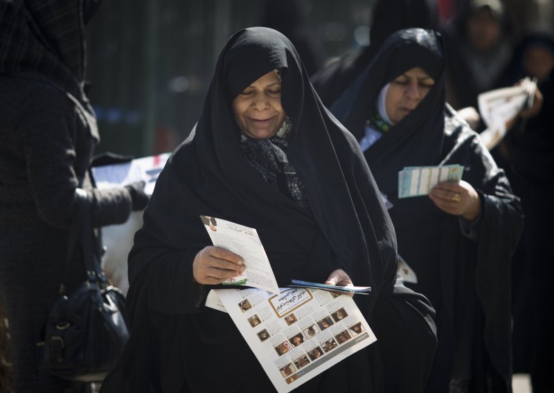 Završilo iransko glasanje, Britanija nije zadovoljna