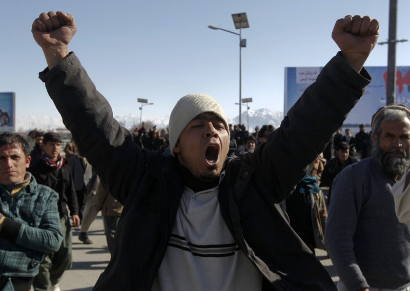 Najmanje 12 ubijenih u prosvjedima u Afganistanu