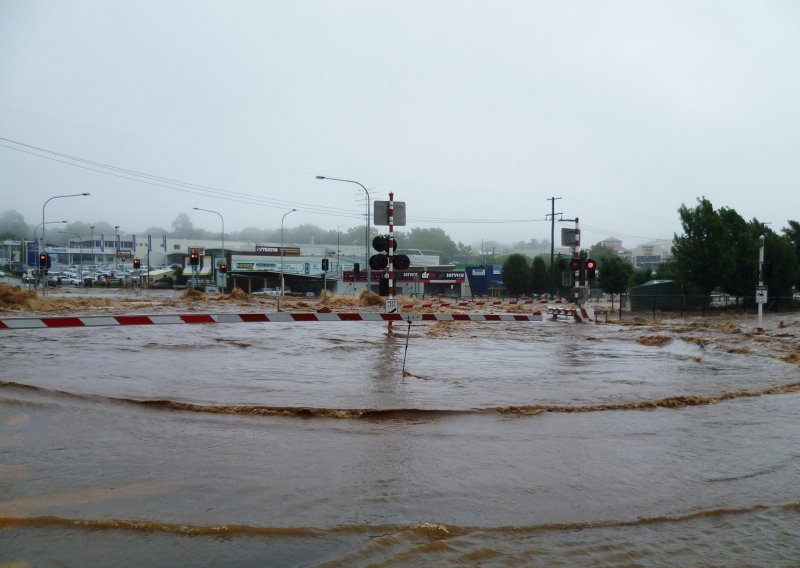 Počast žrtvama poplava u Australiji