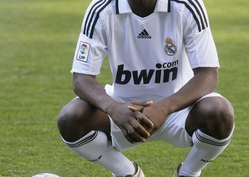 Lassana Diarra potpisao ugovor sa Real Madridom
