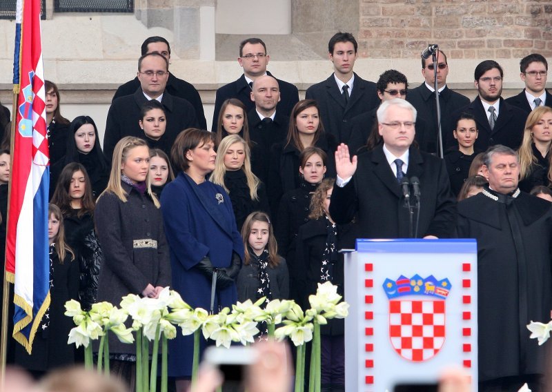 'Josipović obećao borbu protiv karcinoma društva'